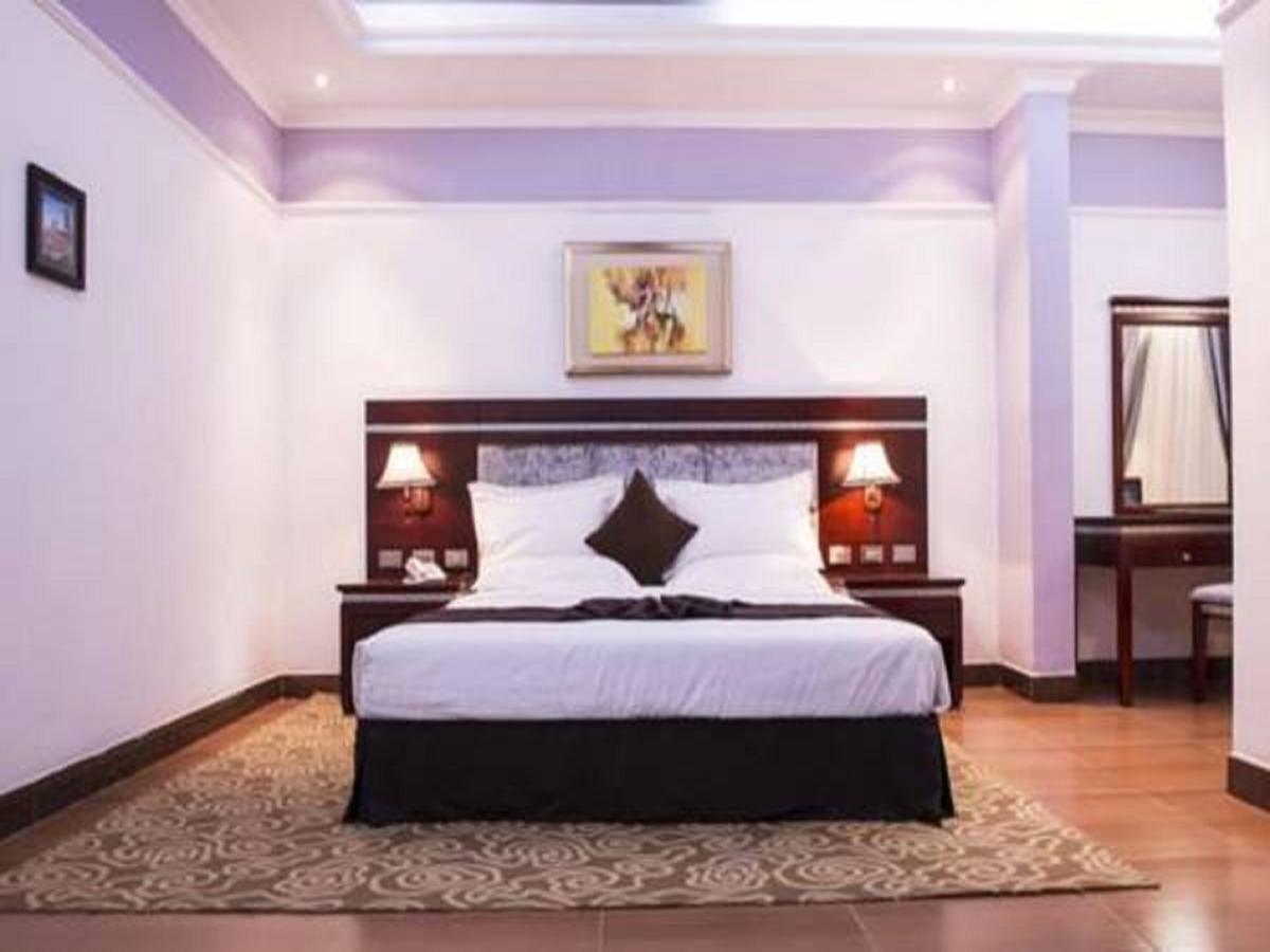 Cyan Hotel Addis Ababa Exterior photo